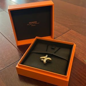 HERMES Paris - Silver H Toggle Necklace